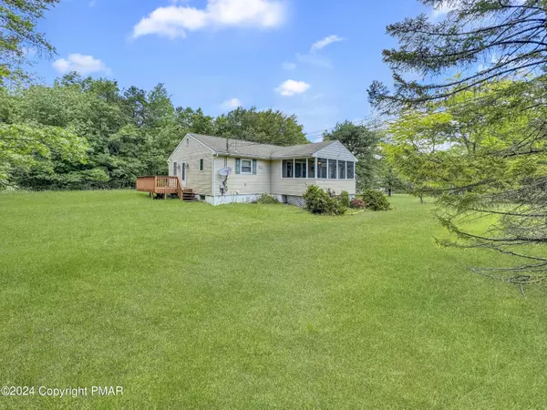 Long Pond, PA 18334,183 Island DR