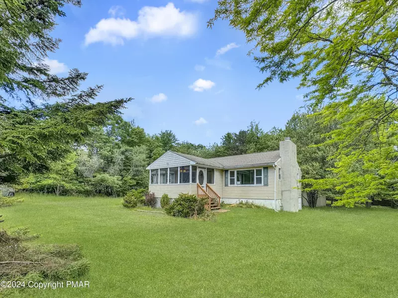 183 Island DR, Long Pond, PA 18334