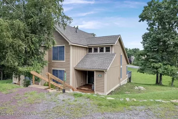 164 Pine CT, Tannersville, PA 18372