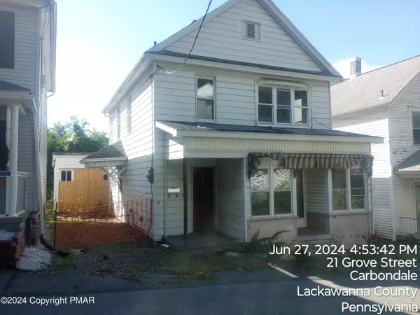 19 Grove ST,  Carbondale,  PA 18407