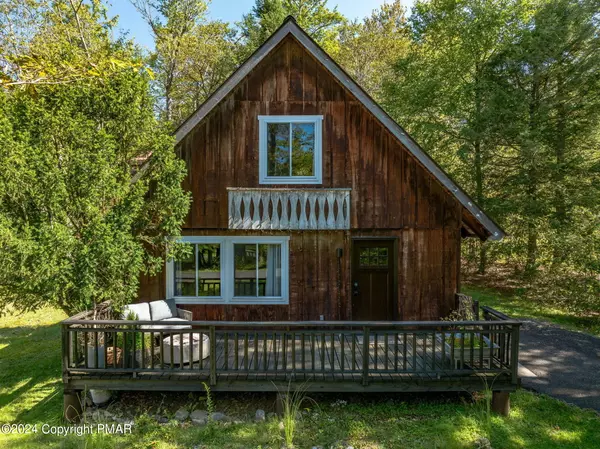 803 Grouse PT, Tobyhanna, PA 16830