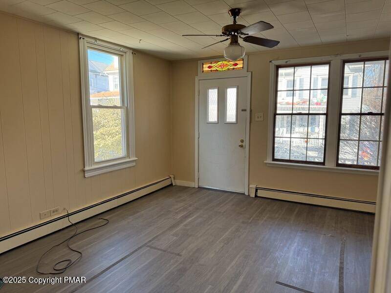 Jim Thorpe, PA 18229,95 Center AVE