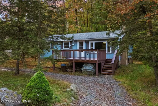 2221 Lehigh DR,  Pocono Lake,  PA 18347