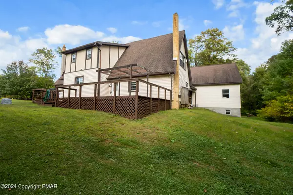 Lehighton, PA 18235,115 Pine Cove CT