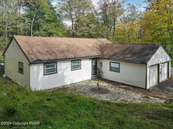 Tobyhanna, PA 18466,9386 Fairmount WAY