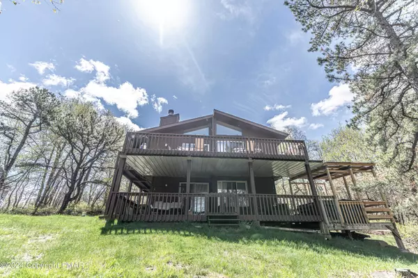 Long Pond, PA 18334,117 English Ivy CT