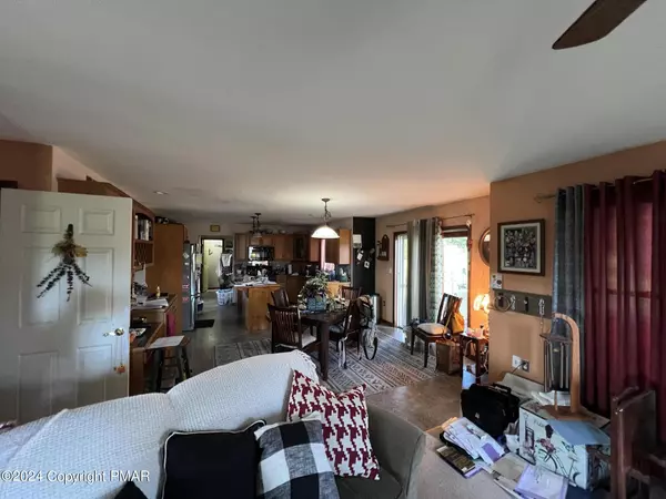 Wind Gap, PA 18091,243 Zimmer CT