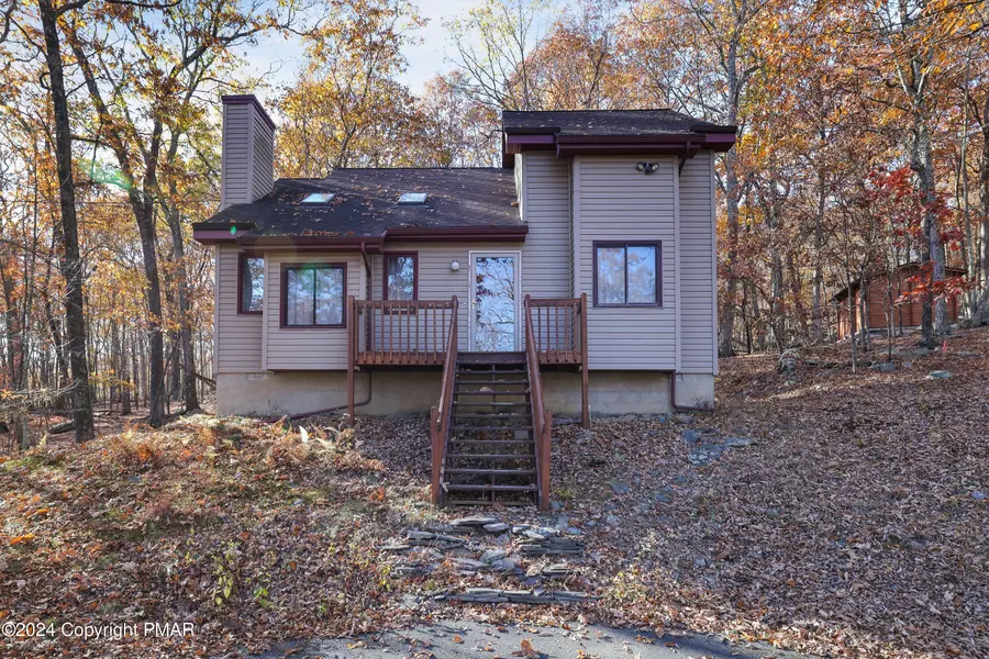 2104 Scarborough WAY, Bushkill, PA 18324