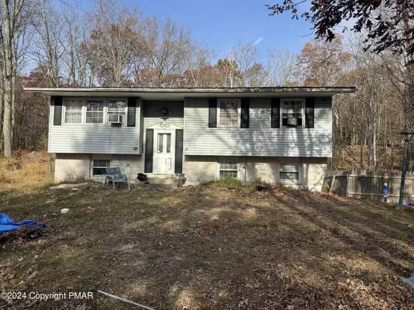 767 Snow Hill RD, Cresco, PA 18326