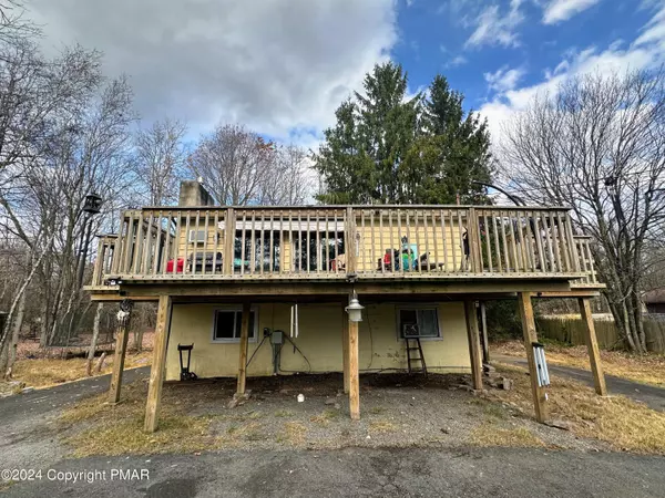 147 BUCK Hill RD, Blakeslee, PA 18610