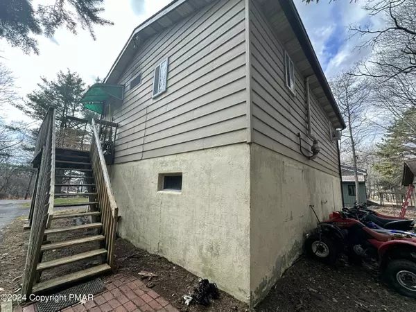 Blakeslee, PA 18610,147 BUCK Hill RD