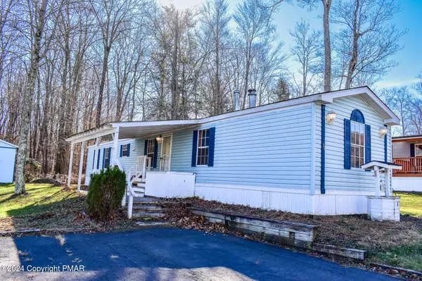 39 Valley Gorge MHP, White Haven, PA 18661