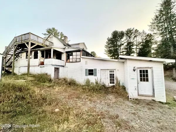 Gouldsboro, PA 18424,539 old River RD