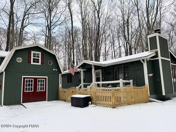 266 Maxatawny DR, Pocono Lake, PA 18347