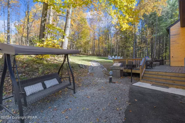 Tannersville, PA 18372,330 Learn RD