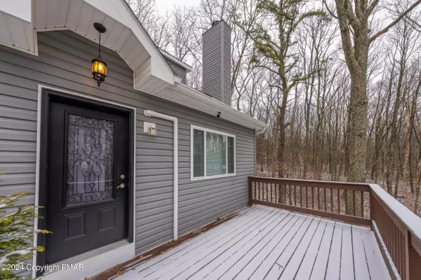 Effort, PA 18330,294 Matterhorn DR