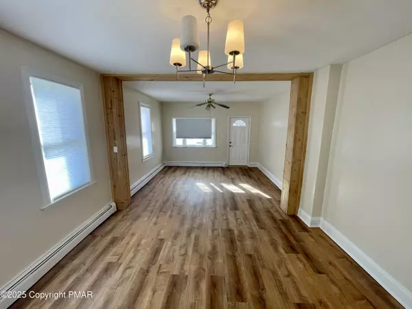 Bangor, PA 18013,671 S Main ST