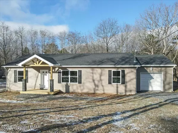 39 Berryman LN, Albrightsville, PA 18210