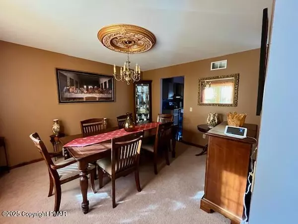 Blakeslee, PA 18610,2503 Vista DR