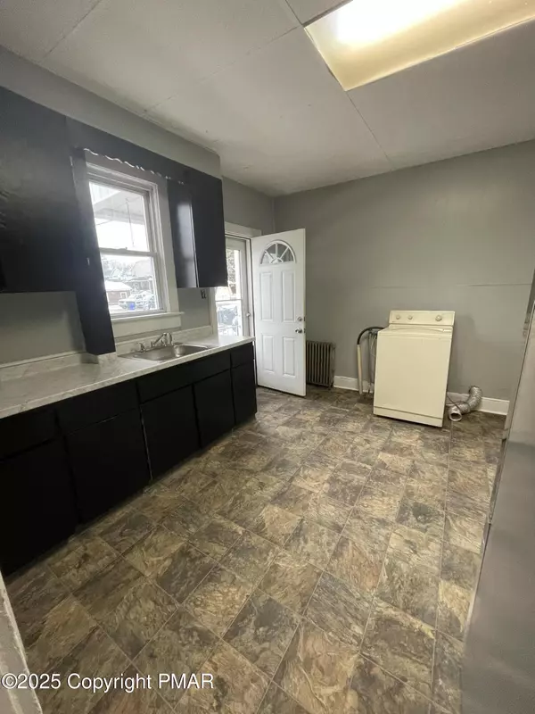 Dickson City, PA 18519,734 Grant Ct #Unit 2