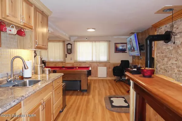 Coolbaugh Township, PA 18466,1055 Hunter DR