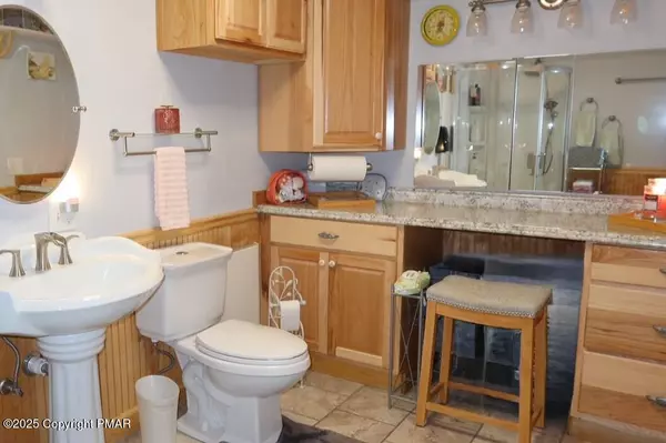 Coolbaugh Township, PA 18466,1055 Hunter DR