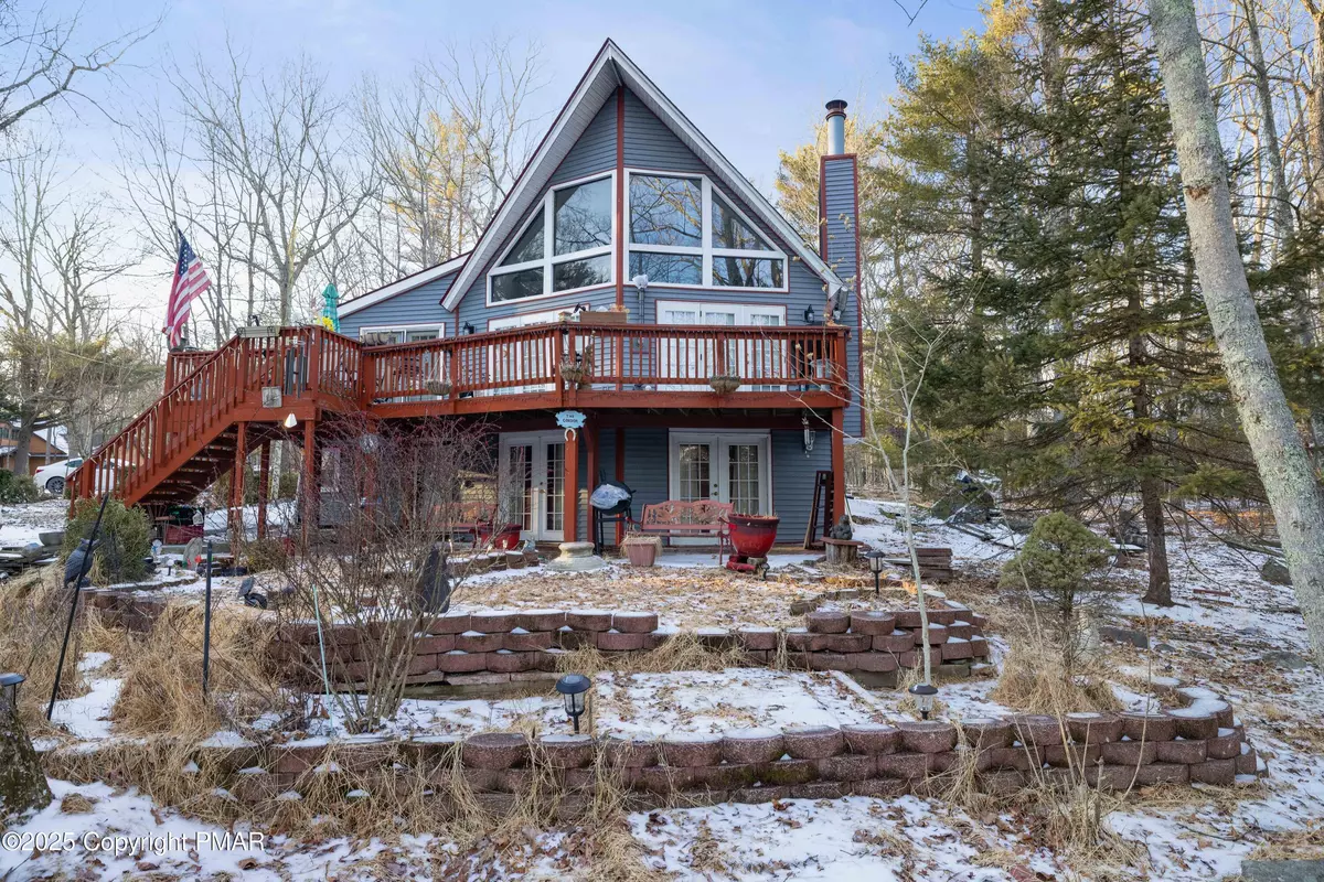 Dingmans Ferry, PA 18328,103 Yvonne CT
