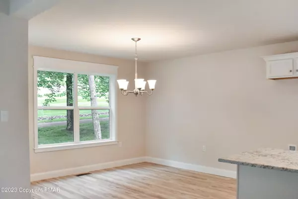 East Stroudsburg, PA 18301,203 LINCOLN LN