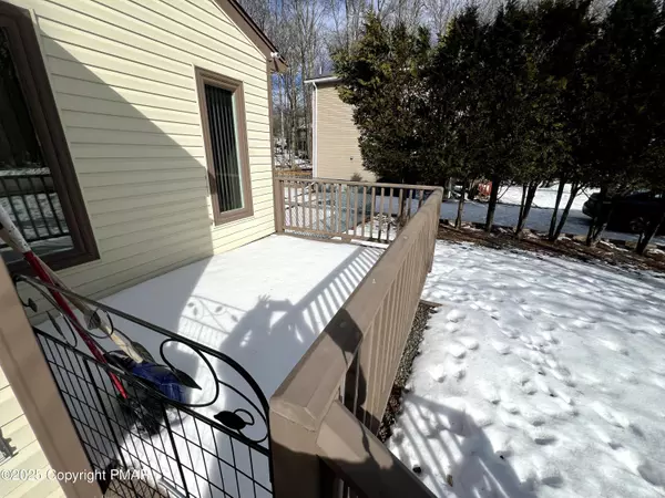 Tobyhanna, PA 18466,8495 Bumble Bee WAY