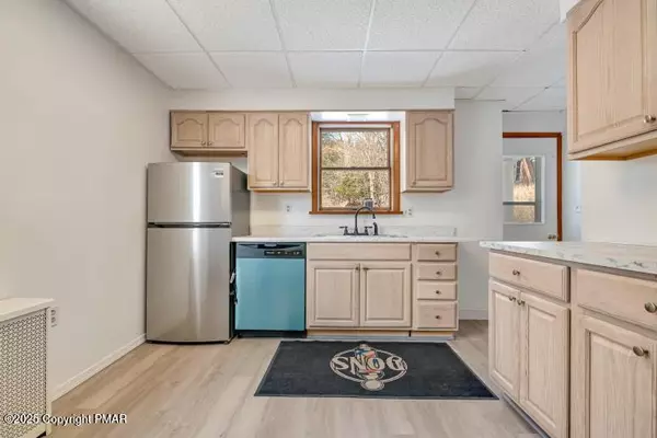 Carbondale, PA 18407,5 Phoenix AVE