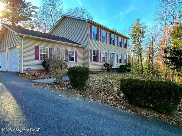 East Stroudsburg, PA 18302,322 Carnation RD