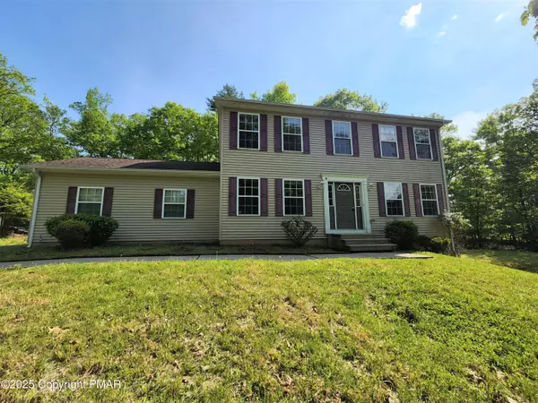 East Stroudsburg, PA 18302,322 Carnation RD