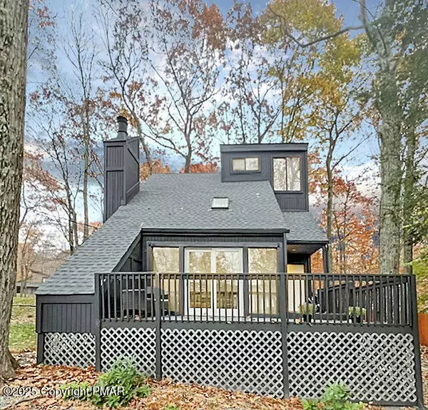 370 Coach RD, Tobyhanna, PA 18466