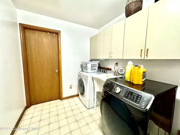 East Stroudsburg, PA 18302,12146 Big Buck LN