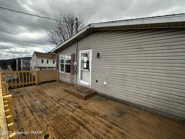 Ashland, PA 17921,1607 Walnut ST