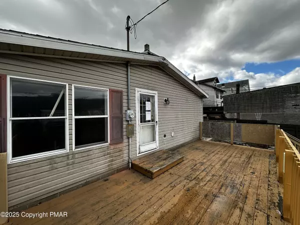 Ashland, PA 17921,1607 Walnut ST