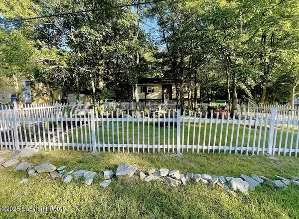 Bushkill, PA 18324,1121 Steele CIR