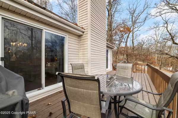 Bushkill, PA 18324,2096 Scarborough WAY