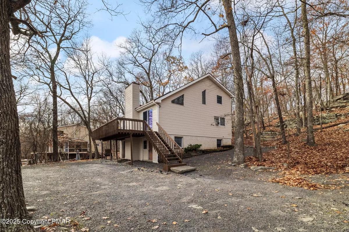 Bushkill, PA 18324,2096 Scarborough WAY