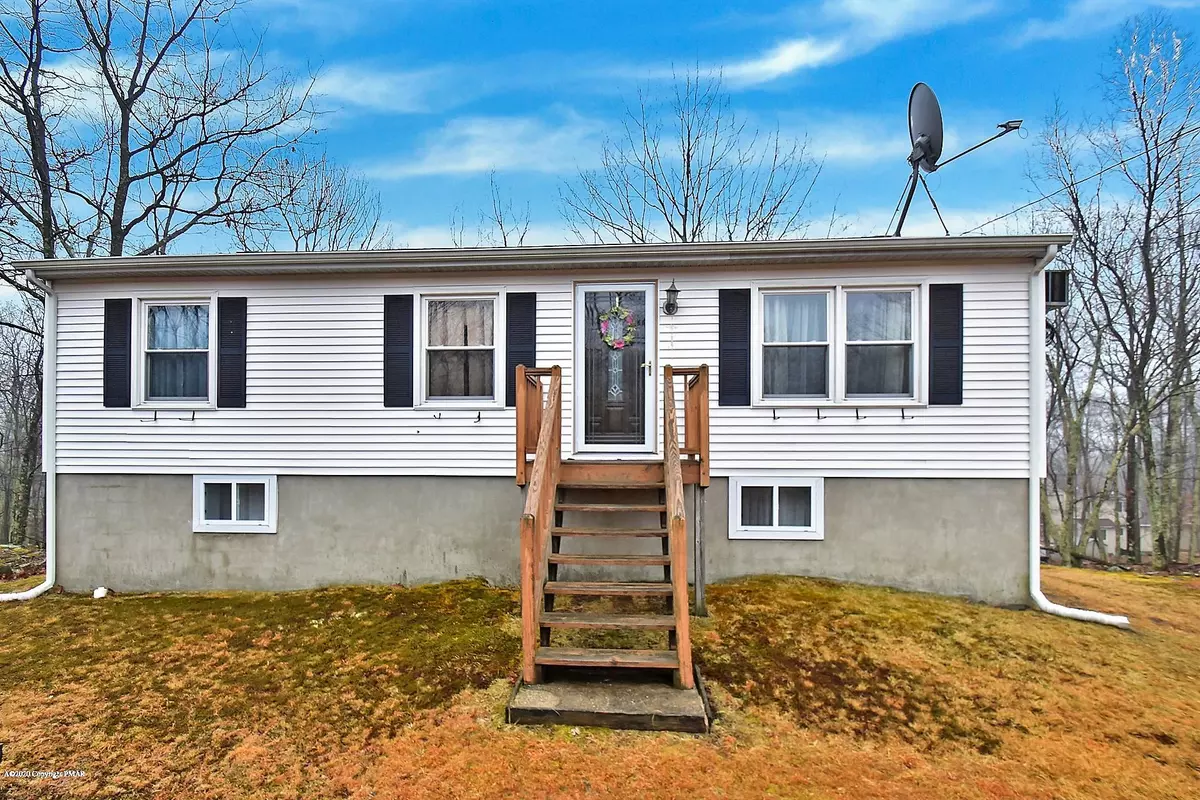 Bushkill, PA 18324,1174 Bluebird LN