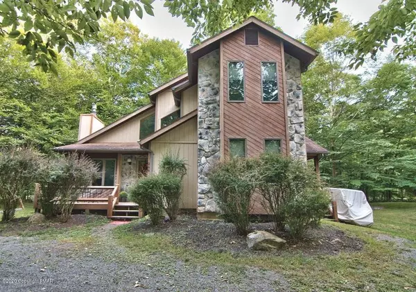 268 White Pine DR, Pocono Lake, PA 18347