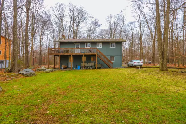 Clifton Township, PA 18424,21 Ridge RD