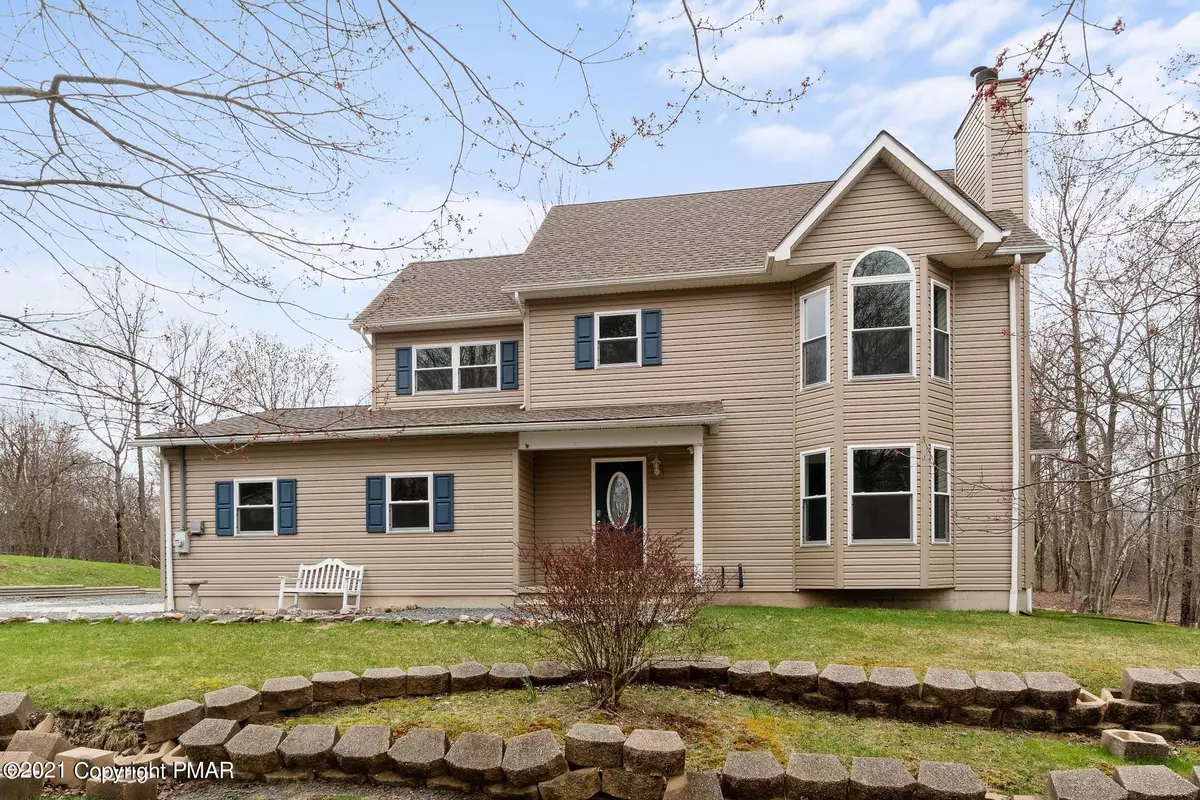 Long Pond, PA 18334,121 Red Oak CT