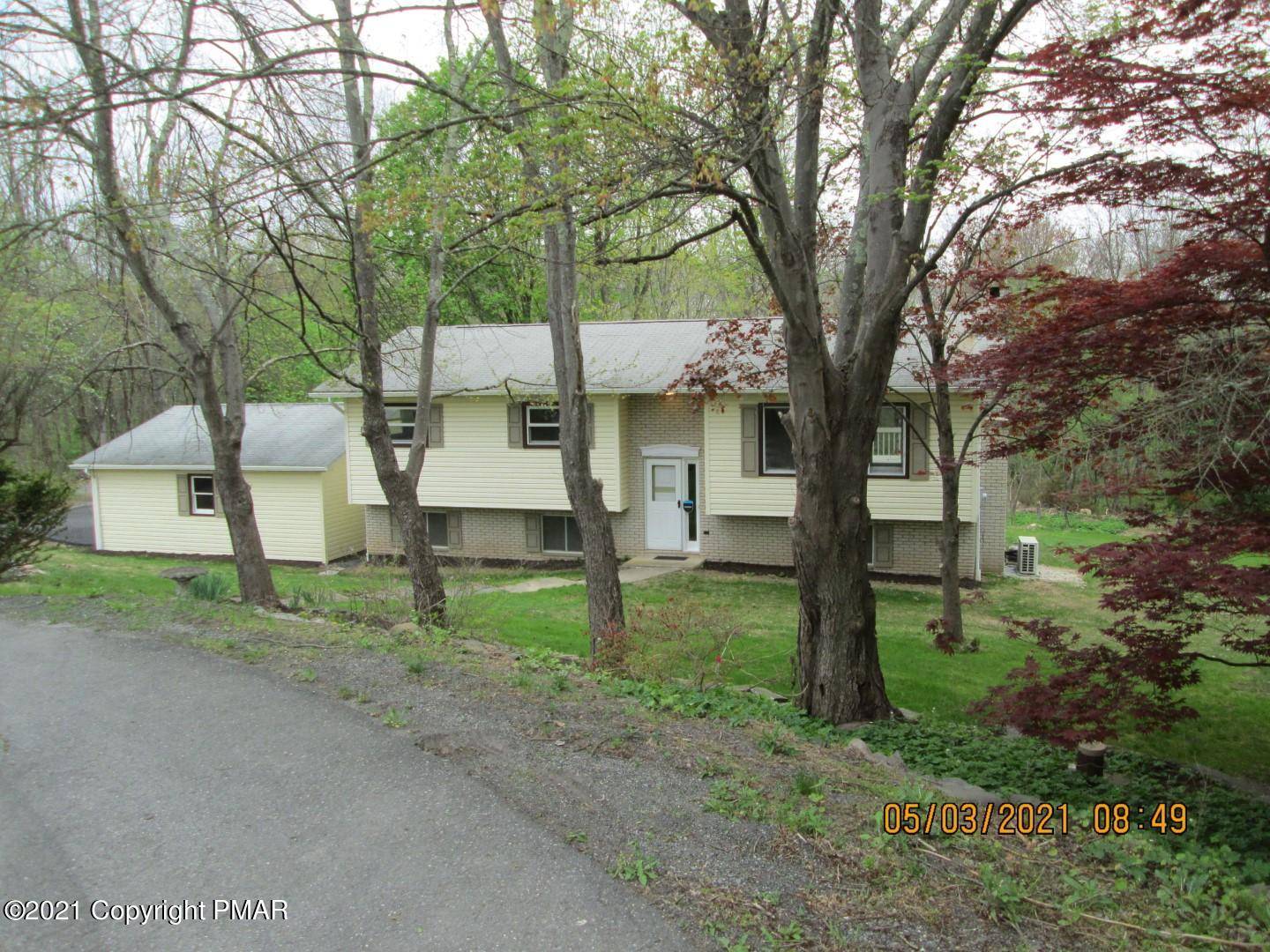 250 Azalea RD, Brodheadsville, PA 18322