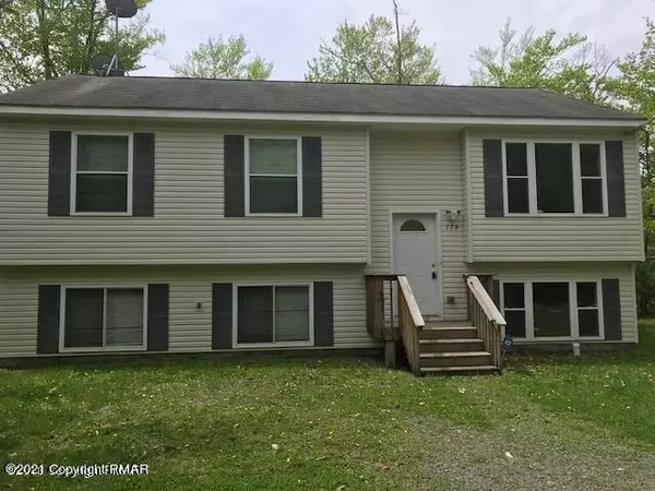 631 Forest DR, Tobyhanna, PA 18466