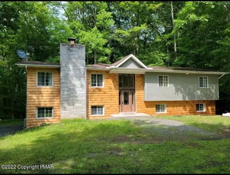 1744 Stag Run RUN, Pocono Lake, PA 18347