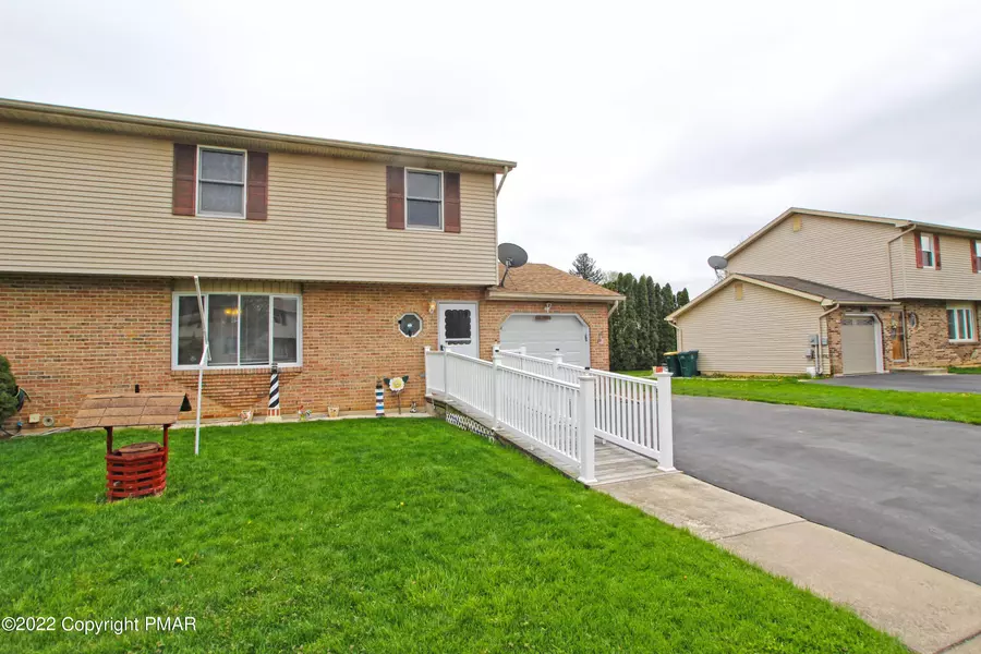 4054 Nicole PL, Easton, PA 18045