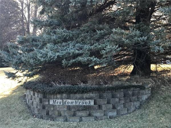 944- 1 Meadowbrook Avenue, Newton, IA 50208