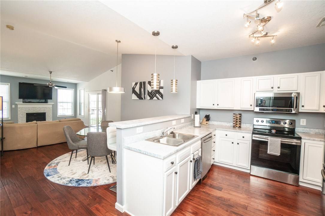 Waukee, IA 50263,1307 SE University Avenue #208