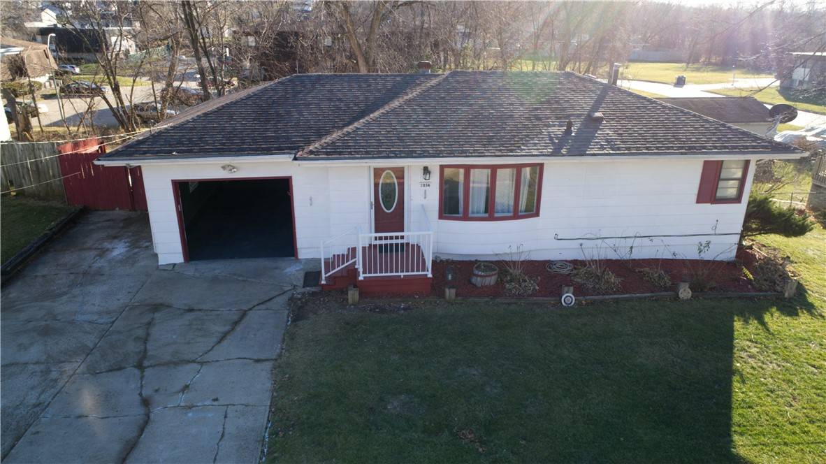 Des Moines, IA 50315,1034 Luster Lane